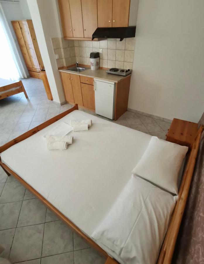 Helios Apartments Limenaria  Buitenkant foto